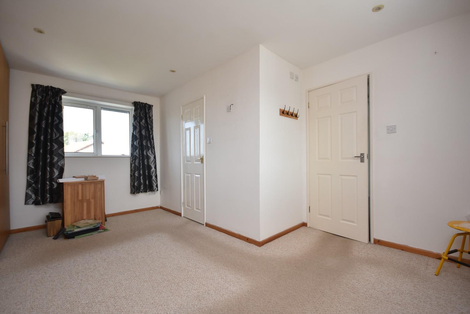 12, Elworthy Close Sully, Penarth, CF64 5TT